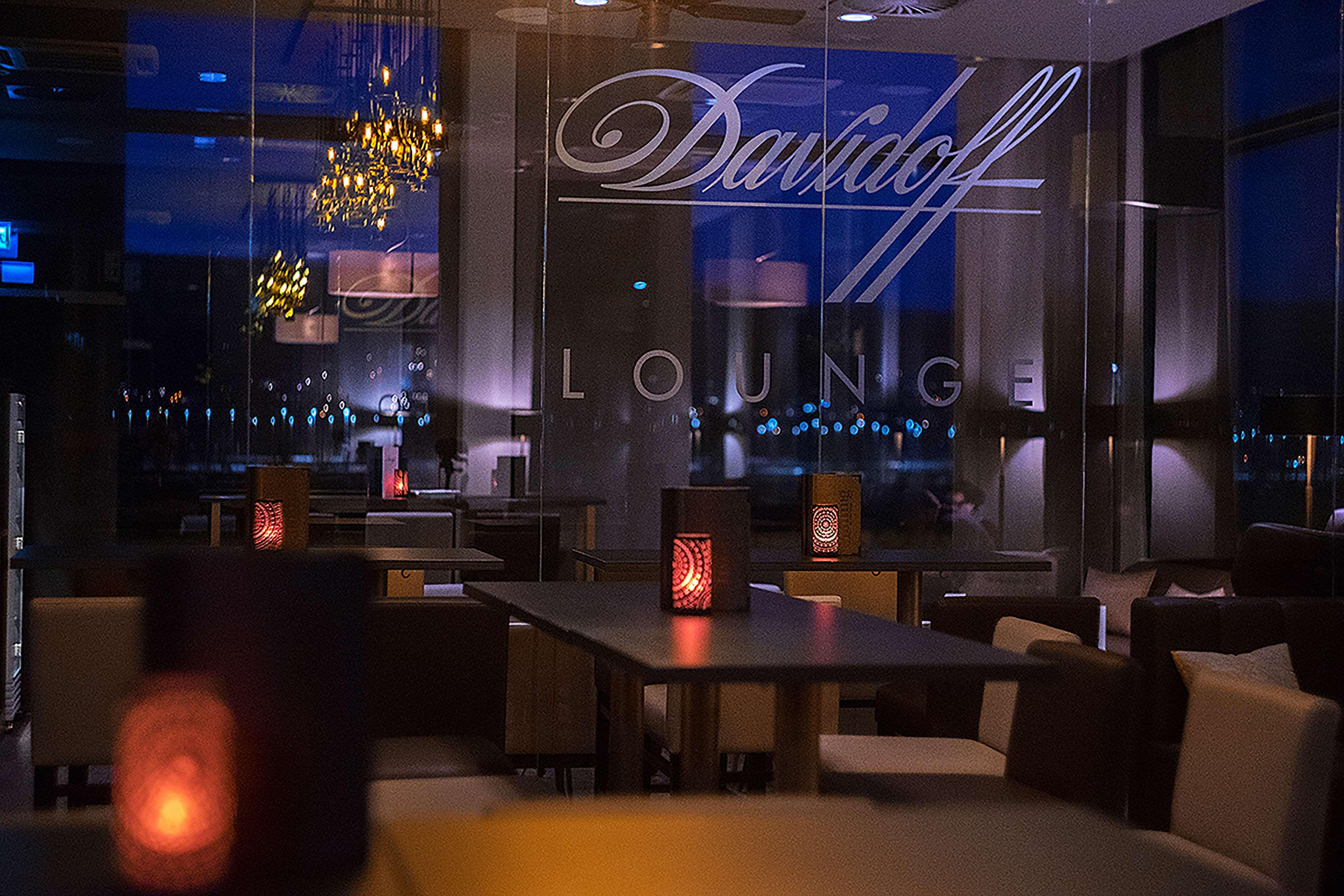 Hilton Garden Inn Zurich Limmattal Spreitenbach Buitenkant foto